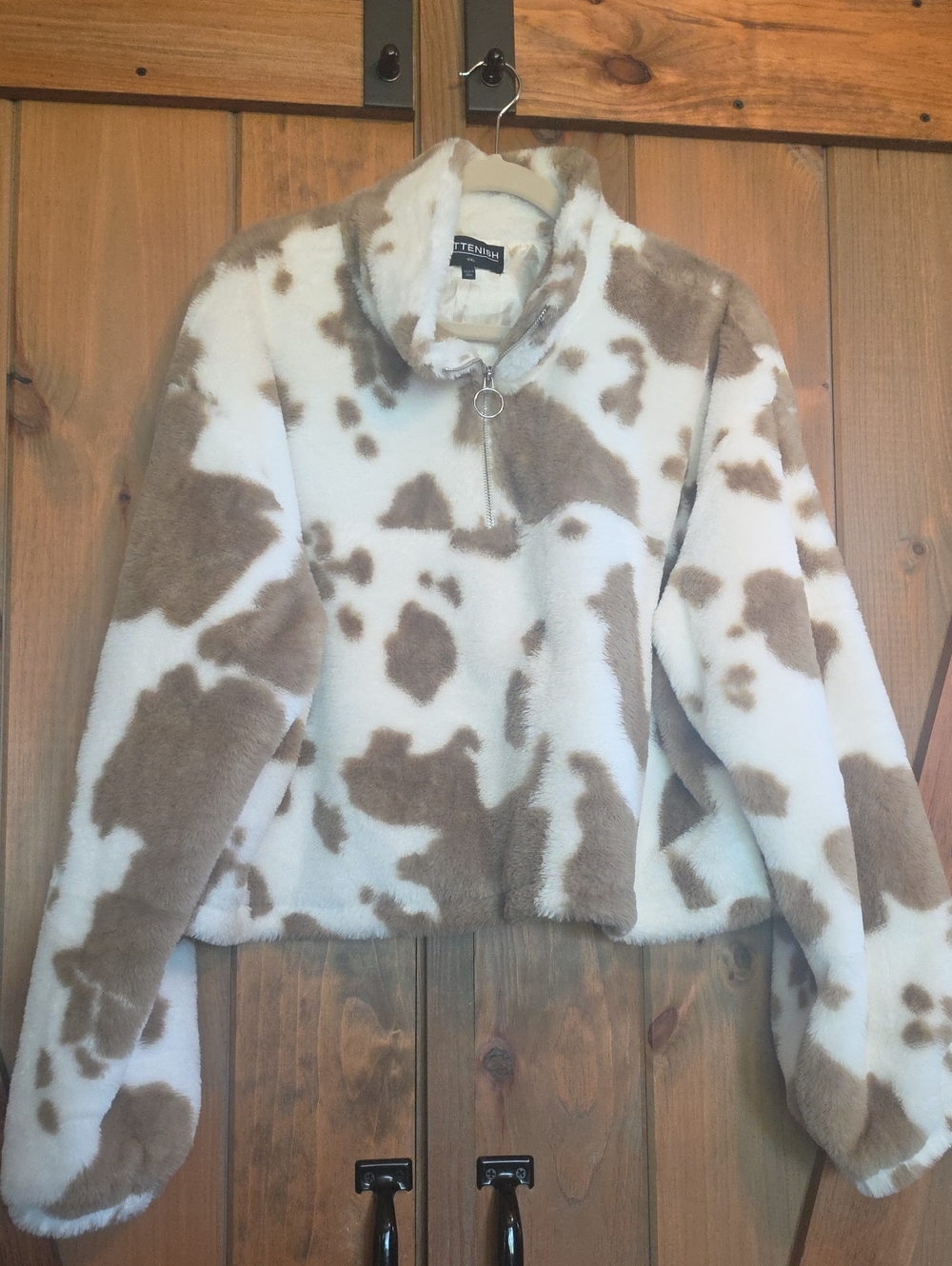 Fuzzy Soft Cow-Print Half-Zip Pullover - White & Tan